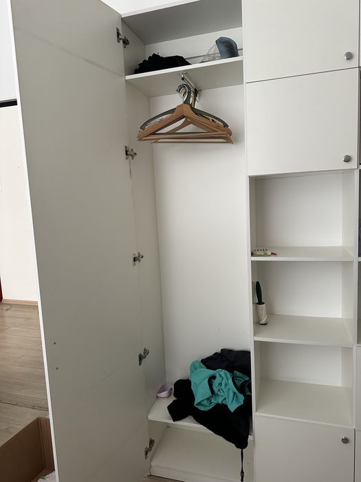 Продам шкаф-купе, буфет(дерево). Только самовывоз