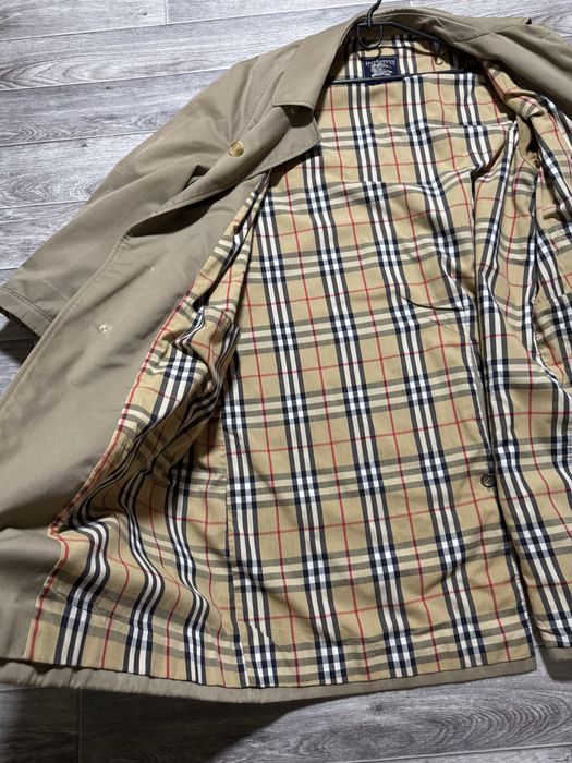 Vintage Trench coat Burberrys
