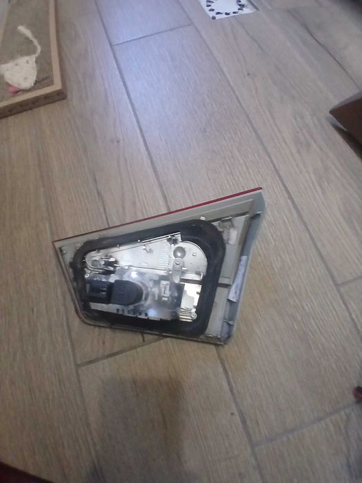 Czuiniki parkowania tył Ford