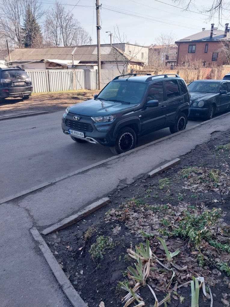 Ніва тревел 2021 рік