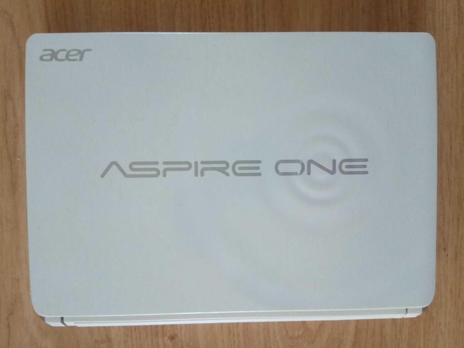 Нетбук Acer 2 ядра/2Гб ОЗУ/ 320 Гб вінчестер/ 3 години