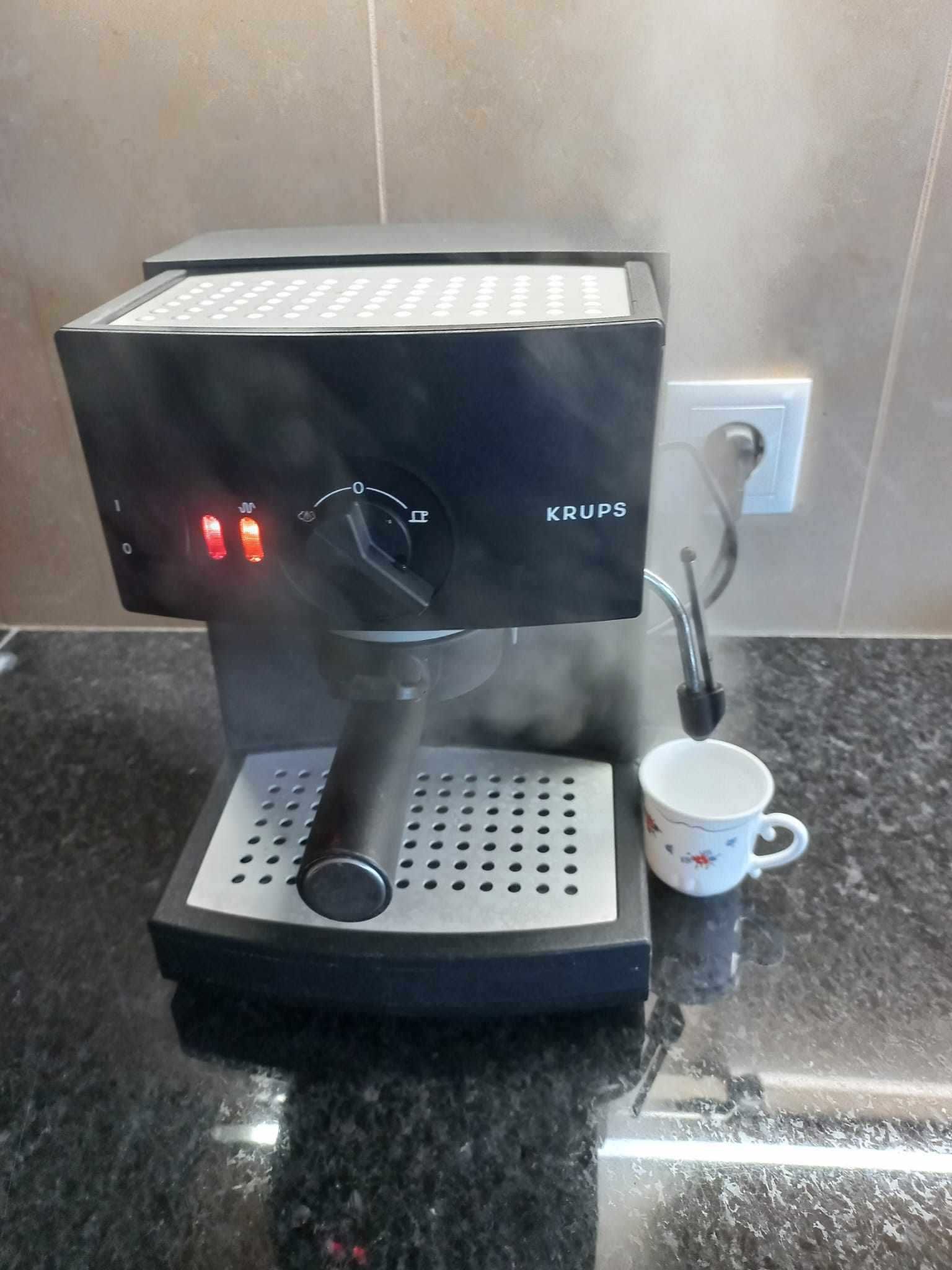 Máquina de café Krups