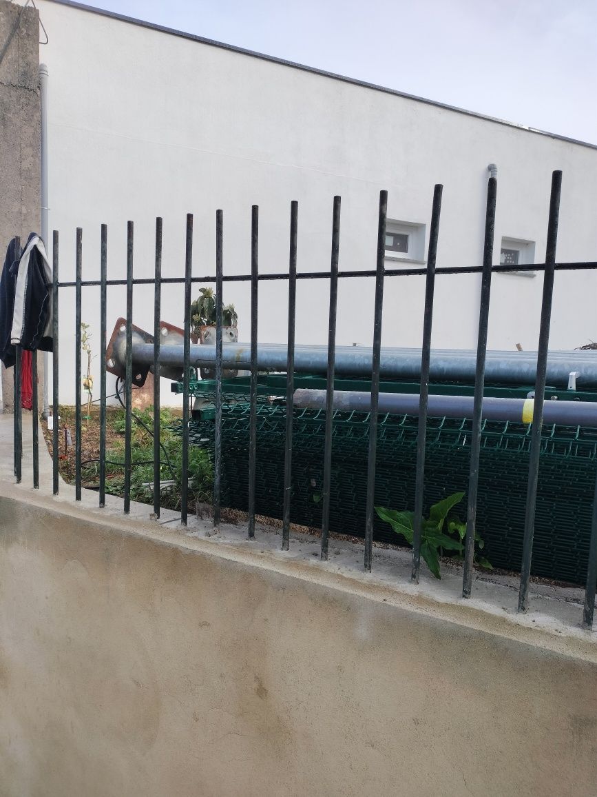 Painéis de rede metálica lacada verde
