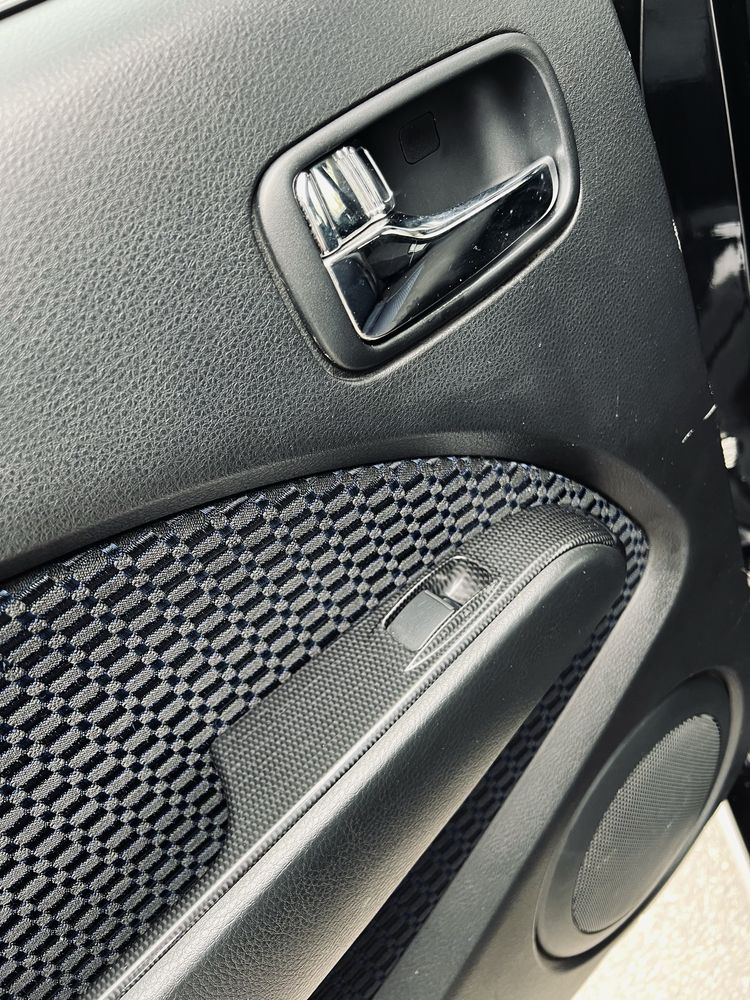 Продам авто Mitsubishi Outlander