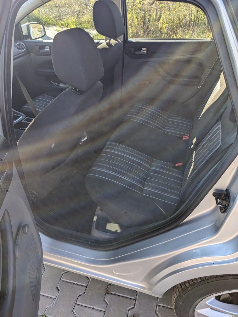 Автомобіль Ford focus