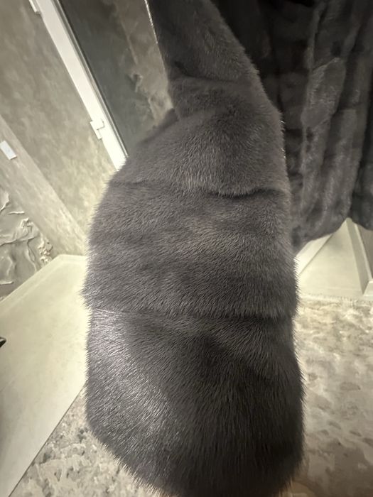 Продам норковую шубу