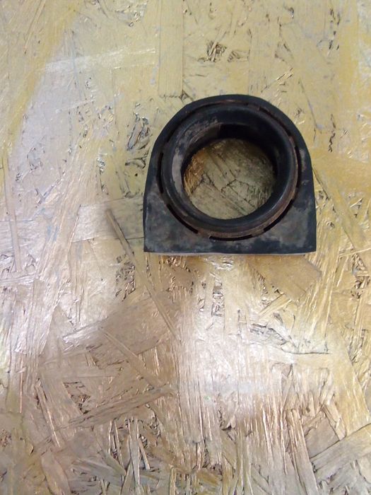 Резинка підвісного