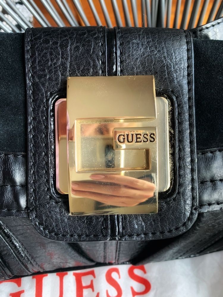 Torebka Guess czarna retro