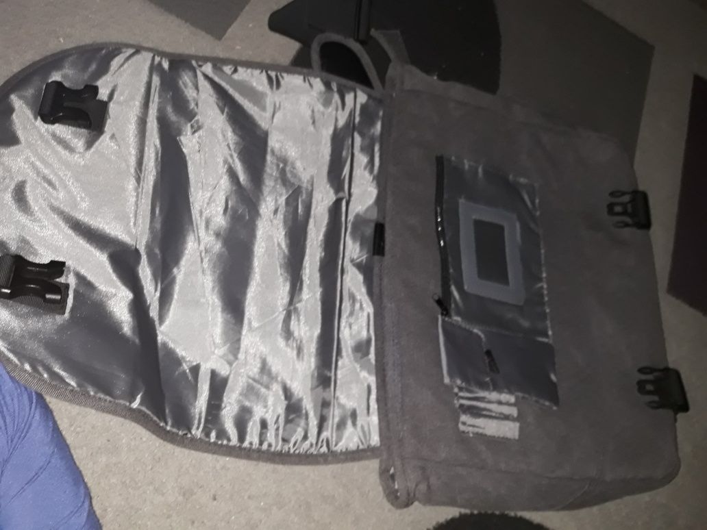 Nowa torba na laptopa lub do pracy