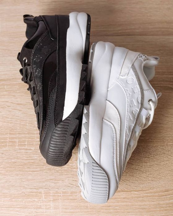 GUESS ОРИГІНАЛ. Кросівки кеди снікерси білі чорні 40.5 40-41 кроссовки