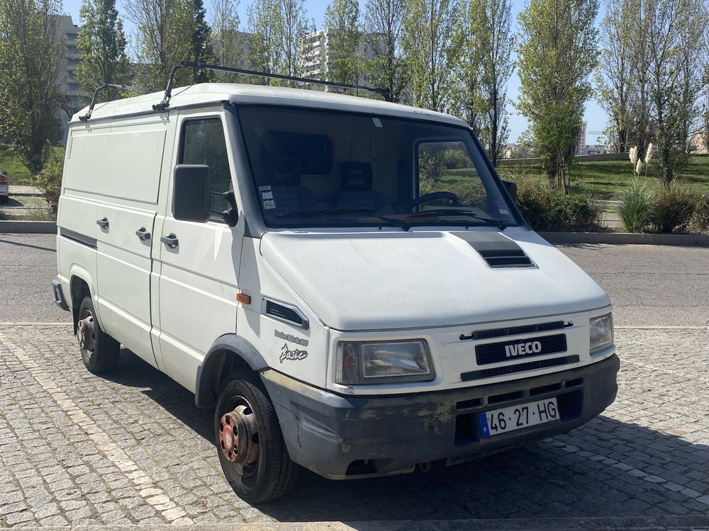 Iveco daily - com espaço habitacional