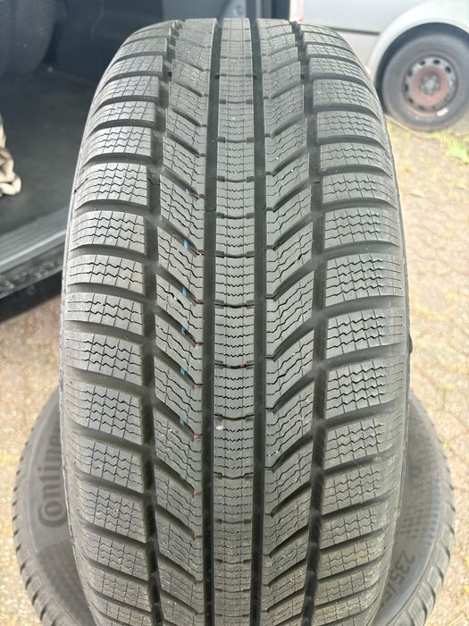 235/55 R19 105T Continental WinterContact TS870 XL