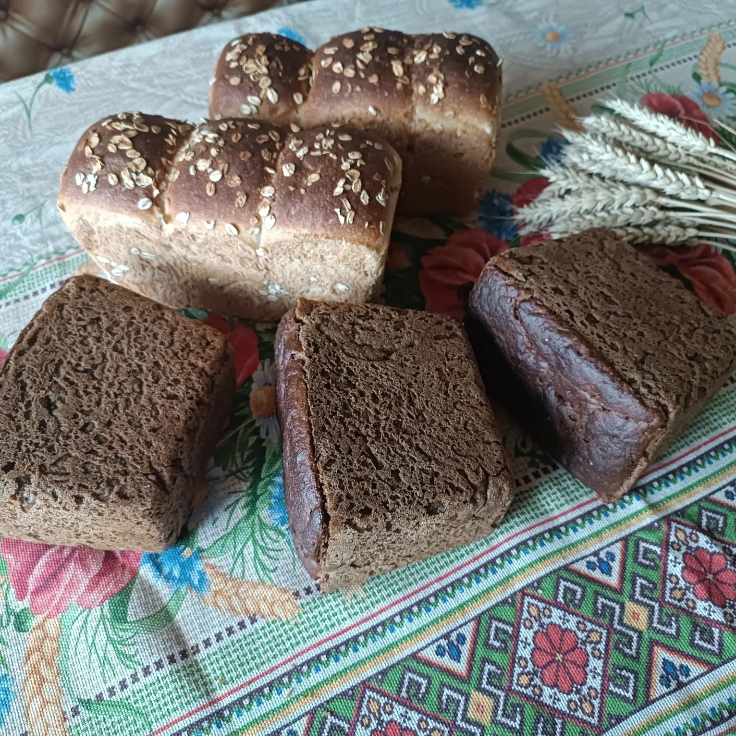 Корисний Бездріжджовий натуральний хліб тривалої холодної ферментації