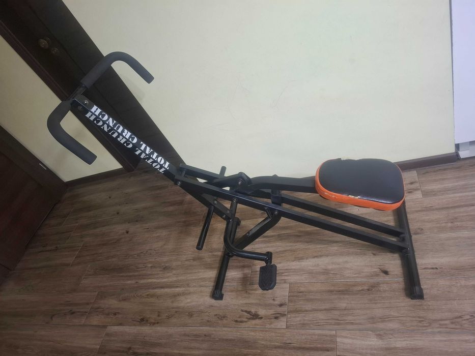 Total Crunch, przyrząd do ćwiczeń