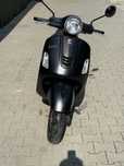 Skuter Vespa GTS czarny mat