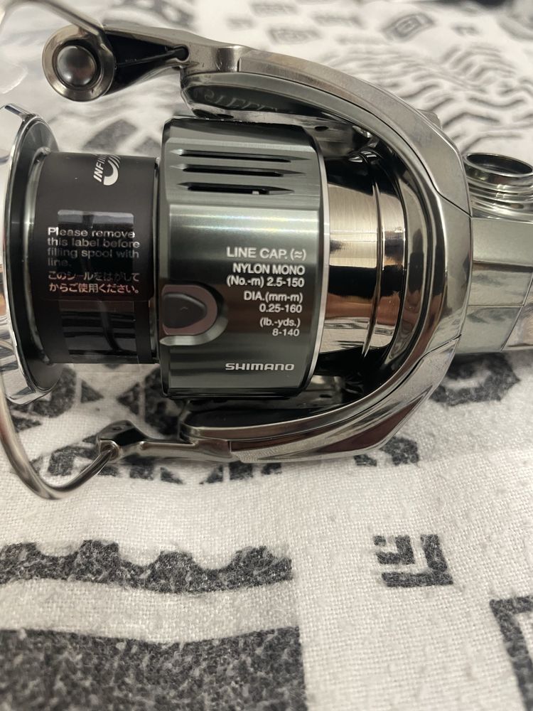 Kolowrotek Shimano stella 2500HG-K