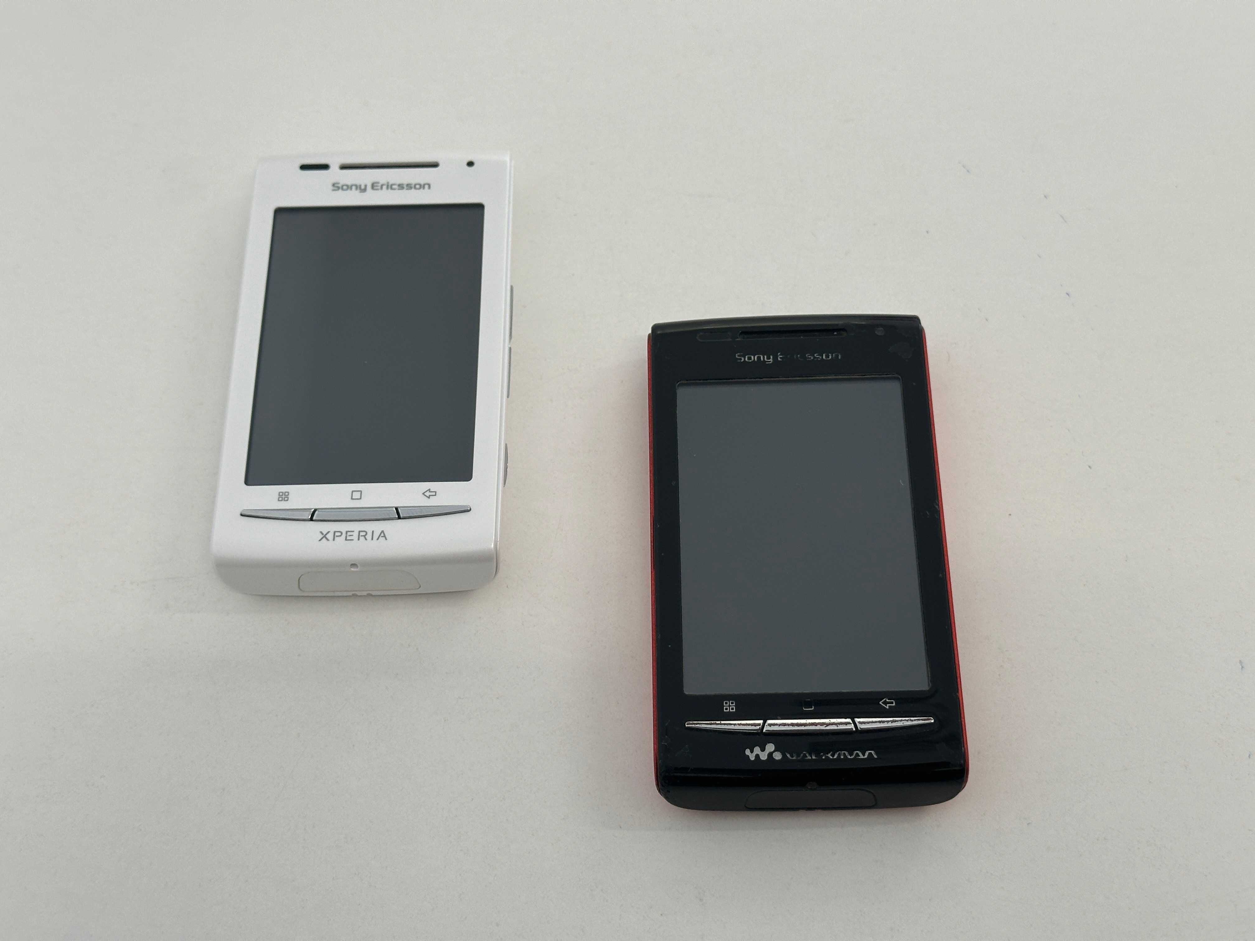 2x Sony Ericsson: W8 Walkman + Xperia X8 sprawne, bez blokad, UNIKAT!