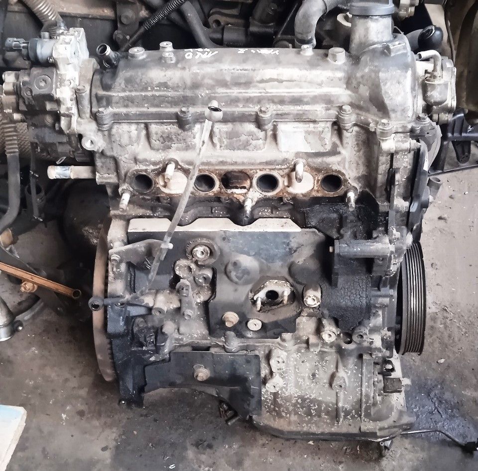 Silnik słupek Toyota Yaris II 1ND 72L