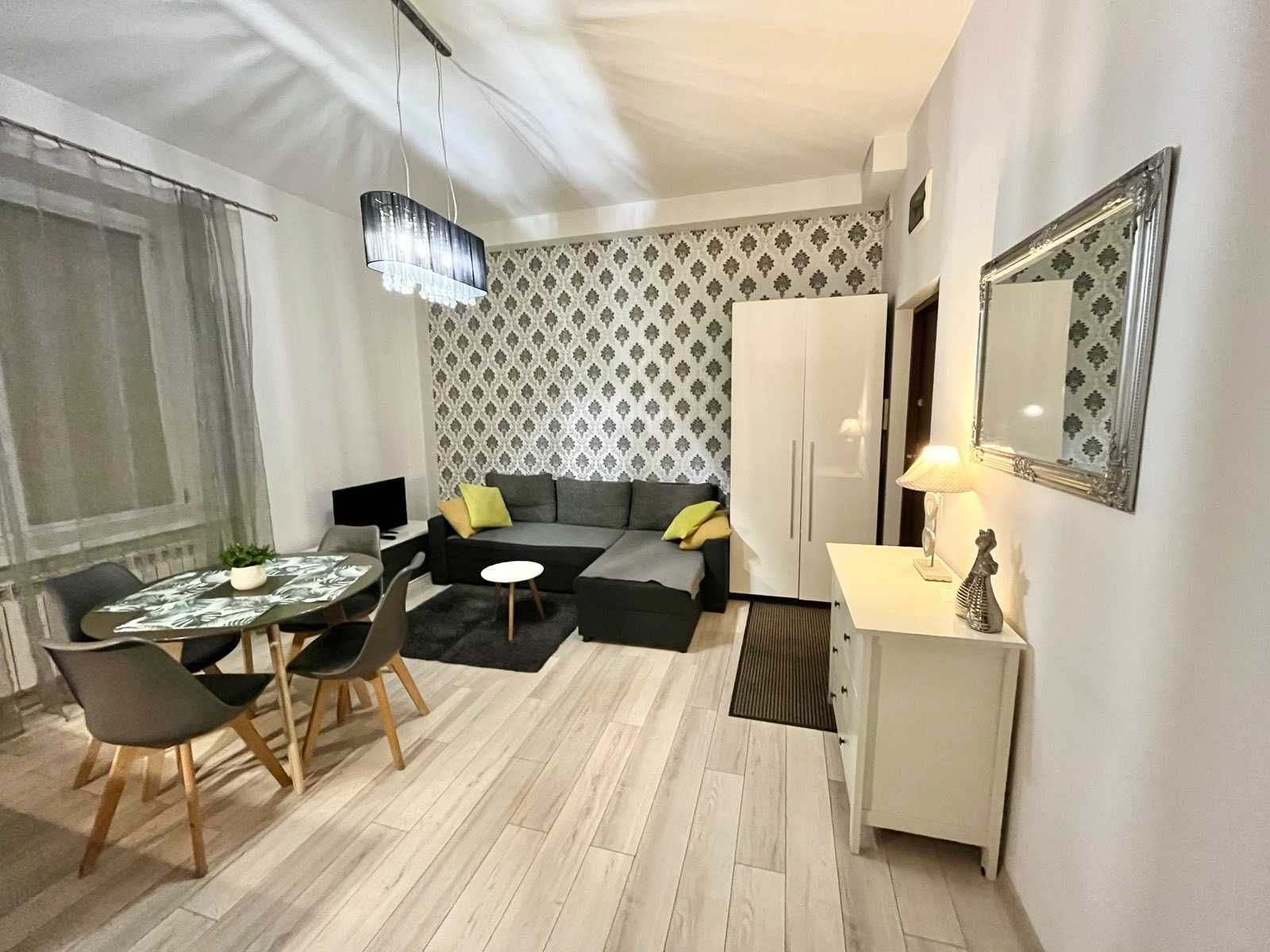 FIRMOM Apartament 3 POKOJE doby noclegi mieszkanie centrum Białystok