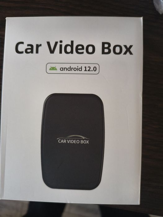 Urządzenie do oglądania filmów w aucie video box