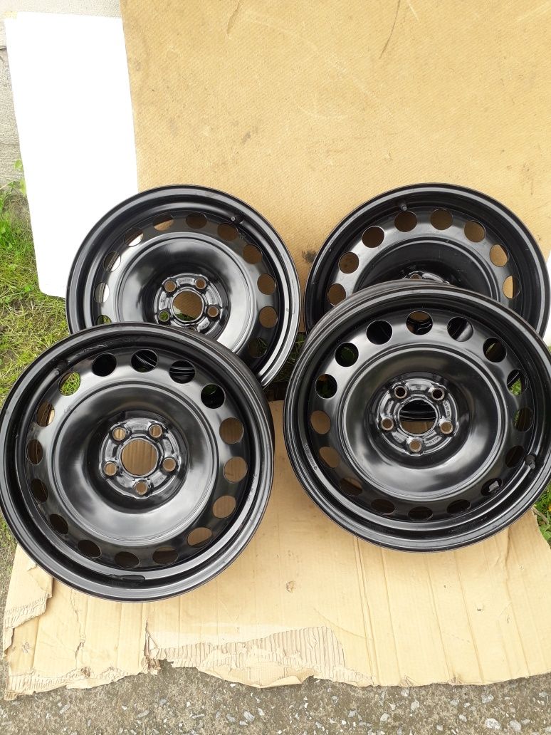 Felgi stalowe 16 5x100 VW Golf Audi Skoda Seat et42