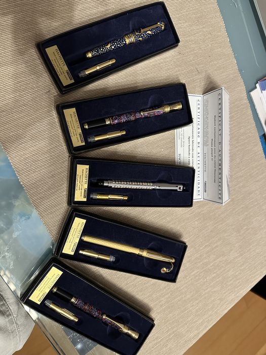 Canetas Hachette Swarovski