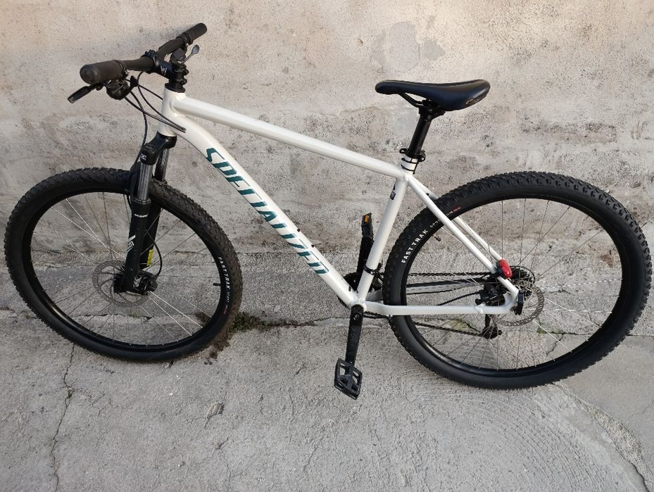 Bicicleta especialized rockhopper sport