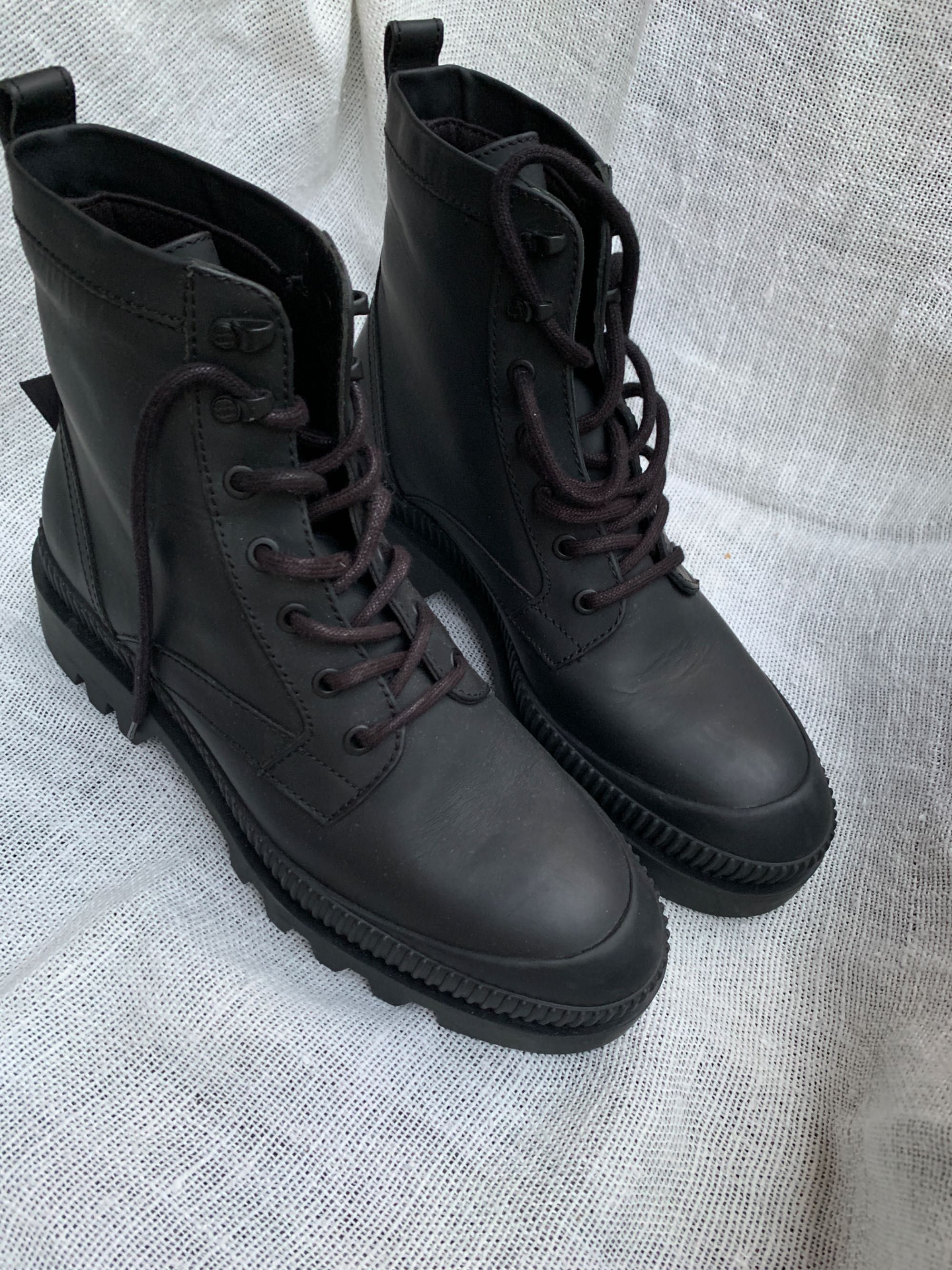 Buty damskie trapery skórzane Massimo Dutti 40 botki sznurowane