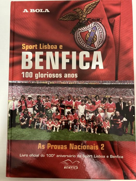 Livro oficial do 100 aniversario do SLB