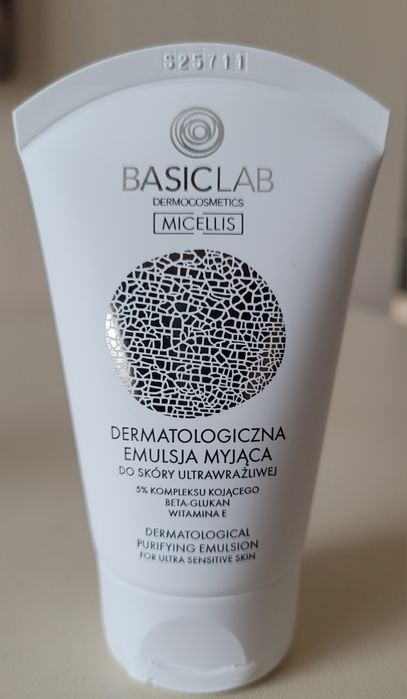 Dermatologiczna emulsja myjąca Basiclab 30 ml