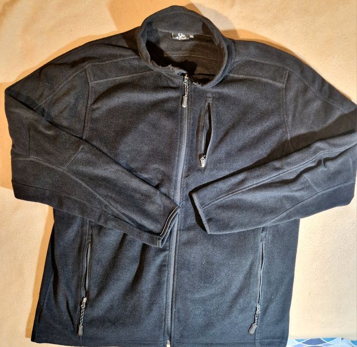 Sweartshirt camisolas novo a estrear xxl n 52-56
Para desocupar por fa