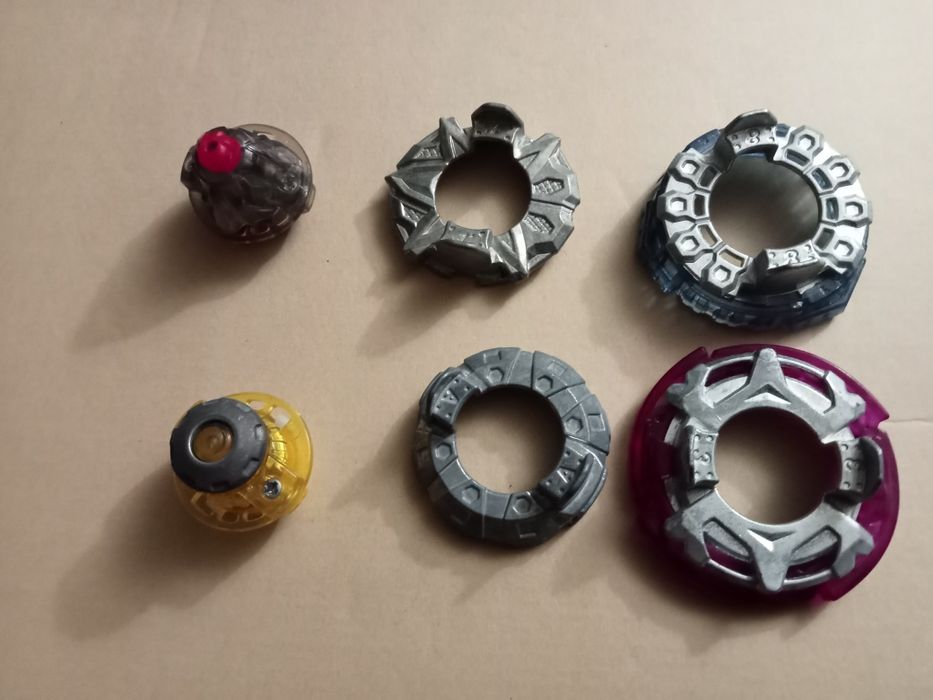 Продам оригінальний бейблейд та інші комплектуючі