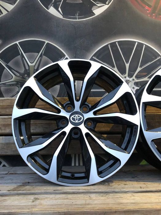 777 Легкосплавные диски R18 5/114.3 Toyota Rav4 Camry Corolla Lexus