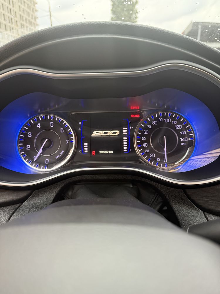 Chrysler 200 2016