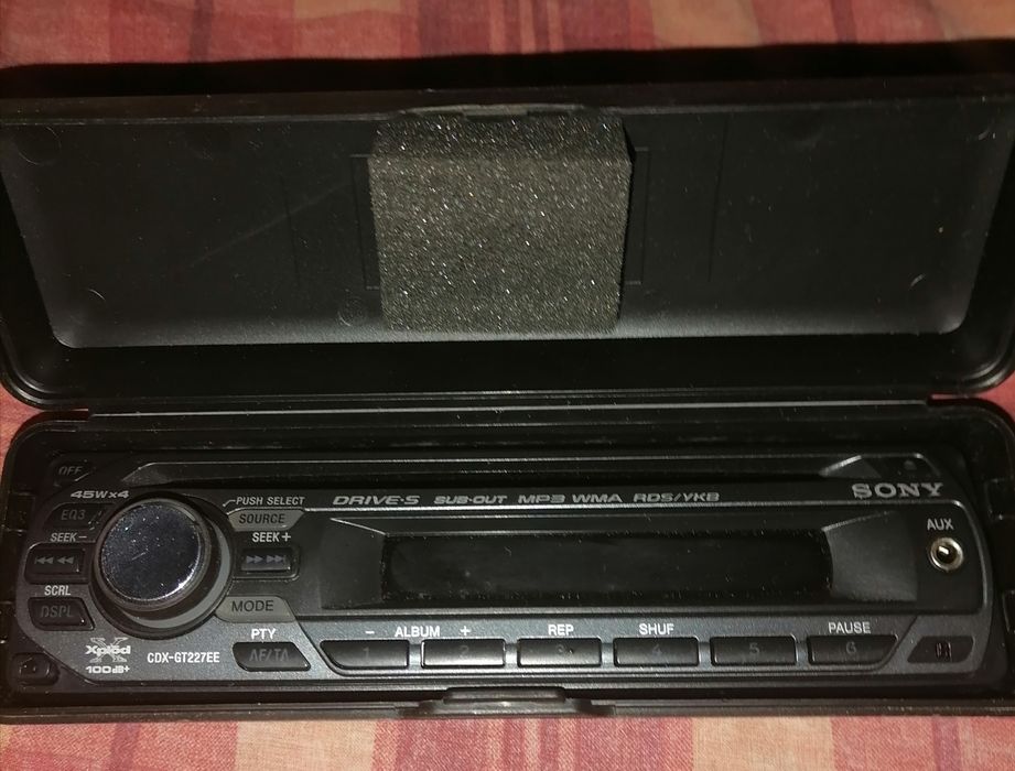 Новая панелька для автомагнитолы .SONY