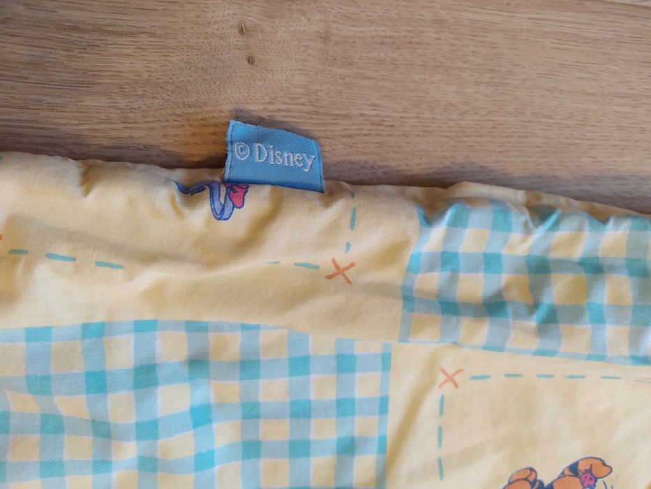 Kołderka niemowlęca dwustronna Kubuś Puchatek Disney Baby rozm.95x115