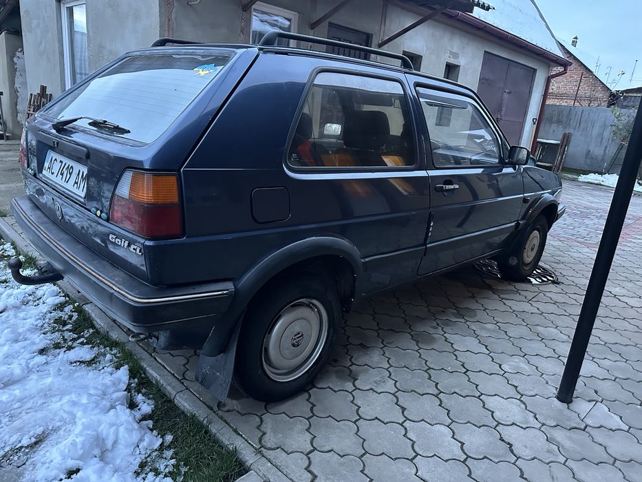 Гольф2,1.6 бензин