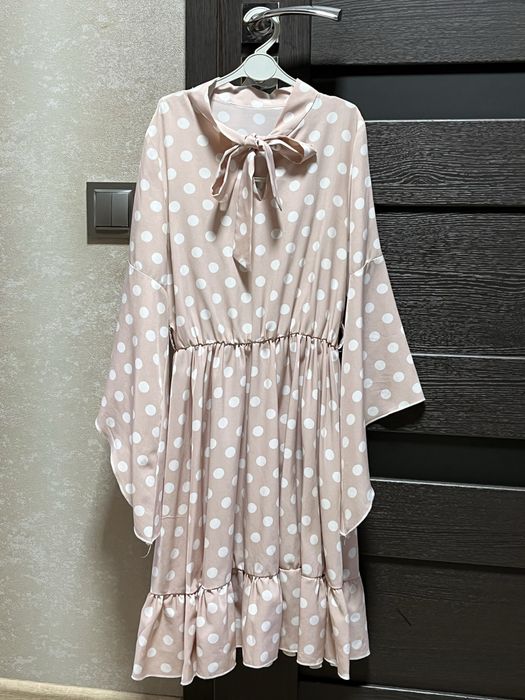 Плаття ніжно рожеве