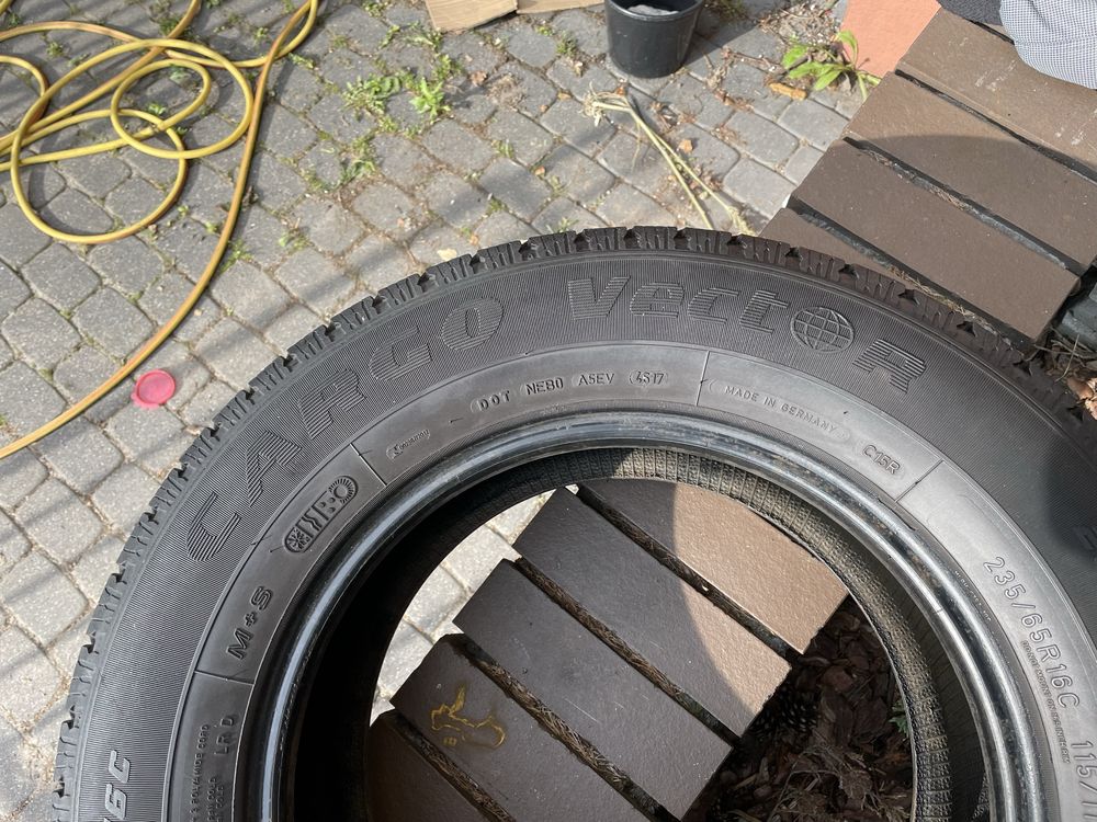 Opony Goodyear Cargo Vector 235/65/r16C