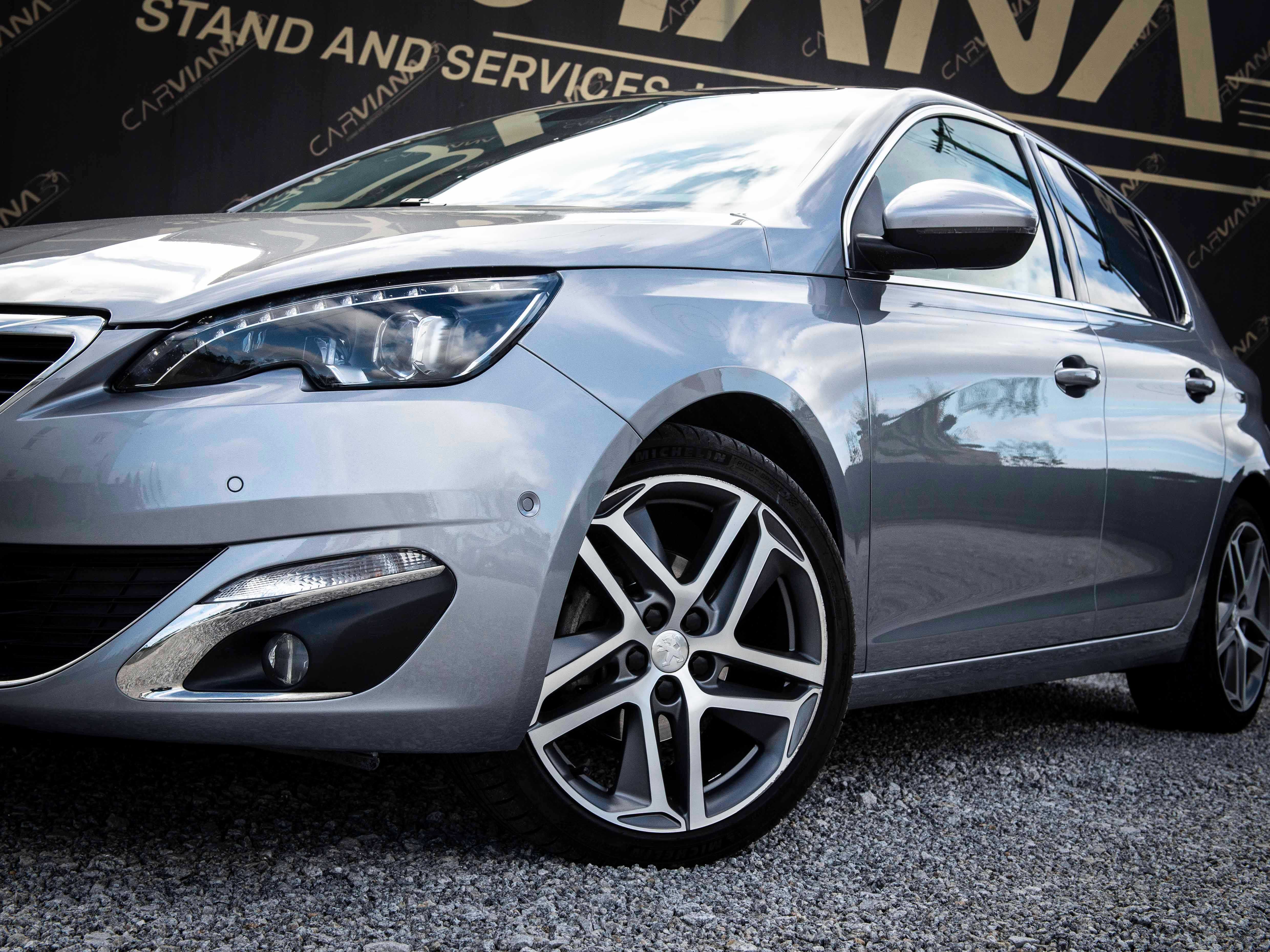 PEUGEOT 308 1.2 e-THP EAT6 ALLURE com garantia