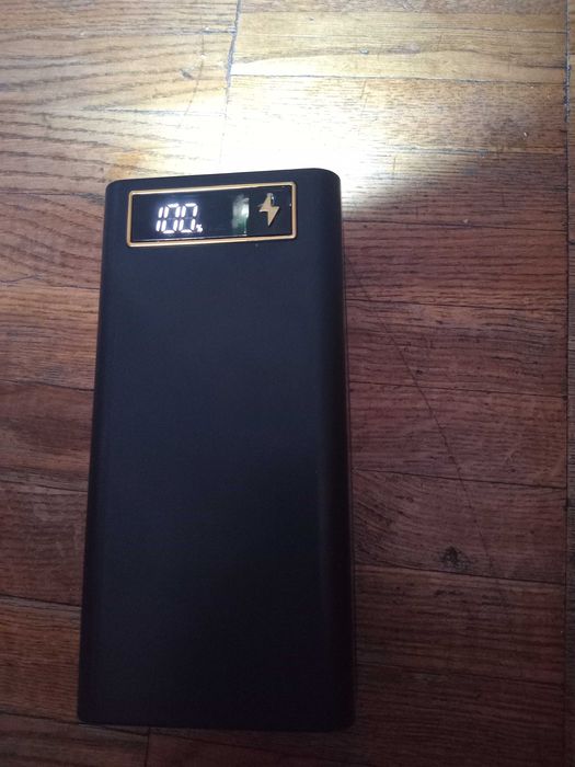 Новый.Мощный повербанк