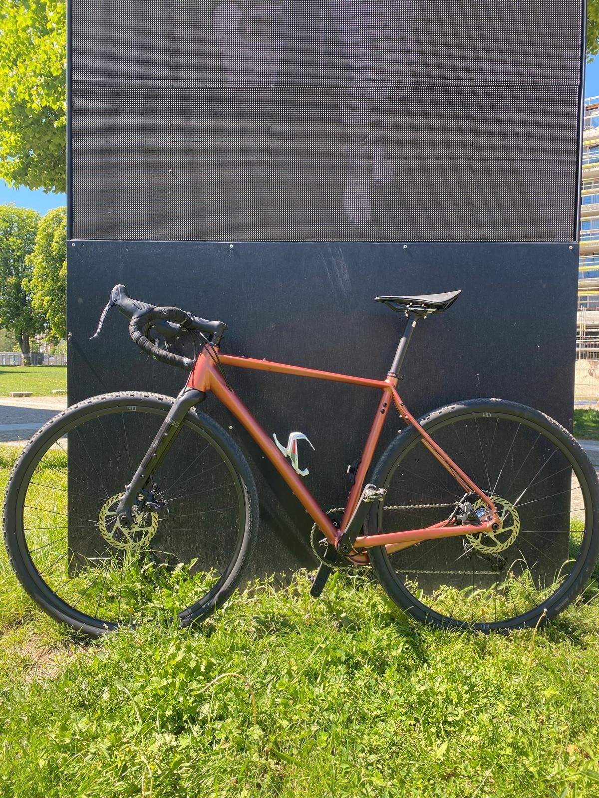 Gravel Rondo Ruut Al2, roczny+pedały spd, FV