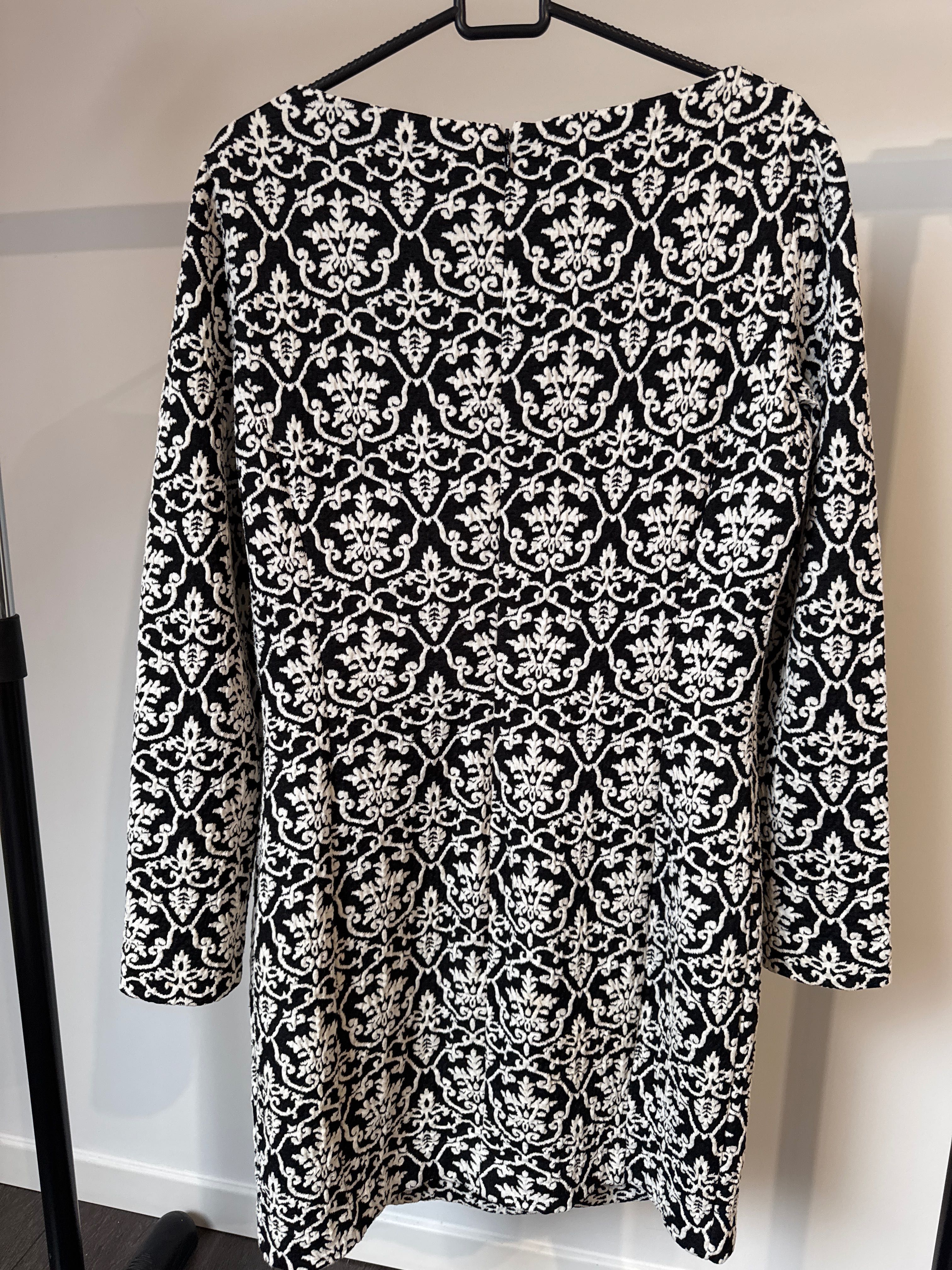 Armani Jeans sukienka wzory biało-czarne teksturowana 40/L