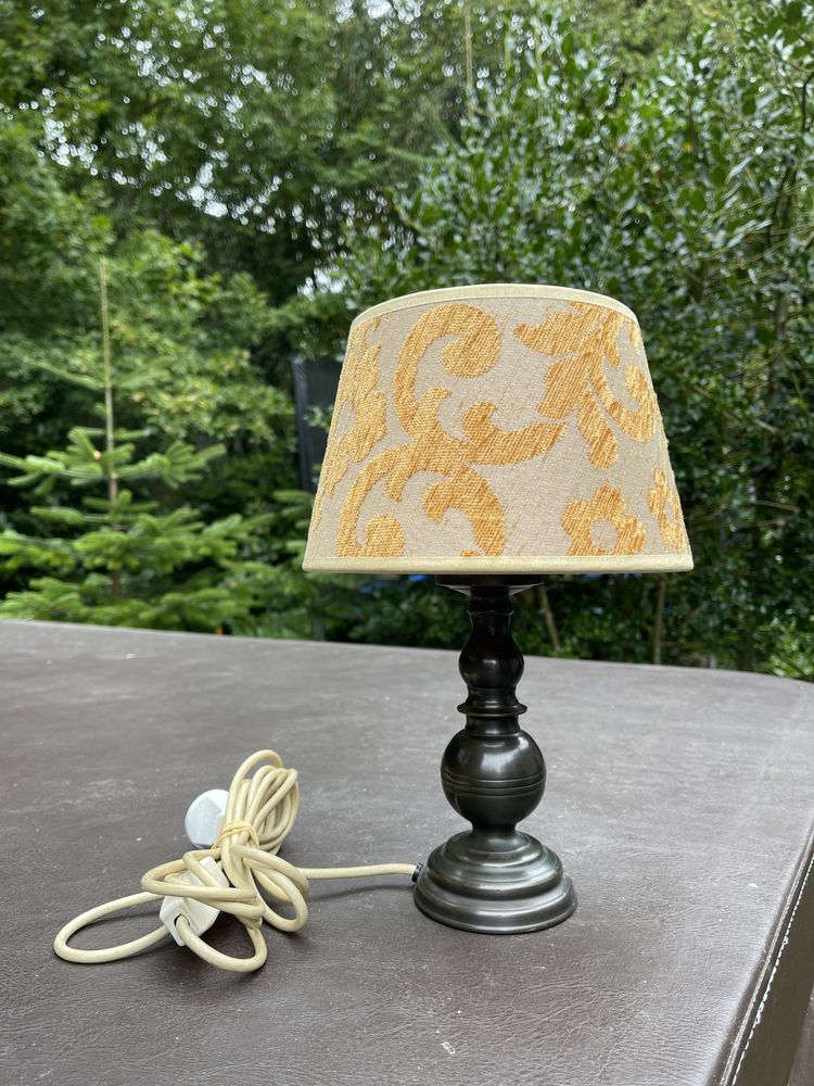 przepiękna lampa lampka z brązu