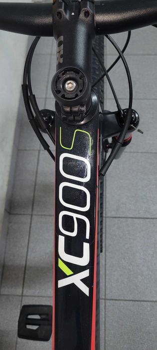 Bicicleta BTT Cross-Country Suspensão Total em excelente estado