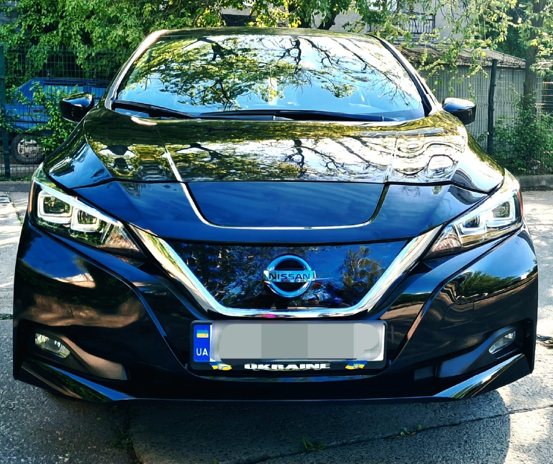 Подам Nissan leaf