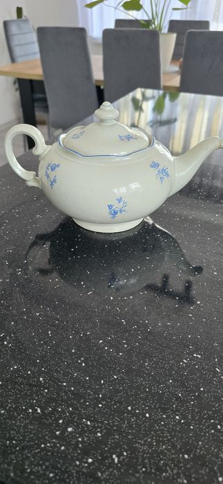 Dzbanek imbryk porcelana KPM Berlin PRL