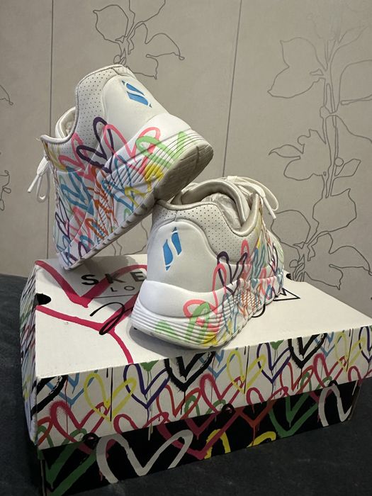 Кроссовски Skechers