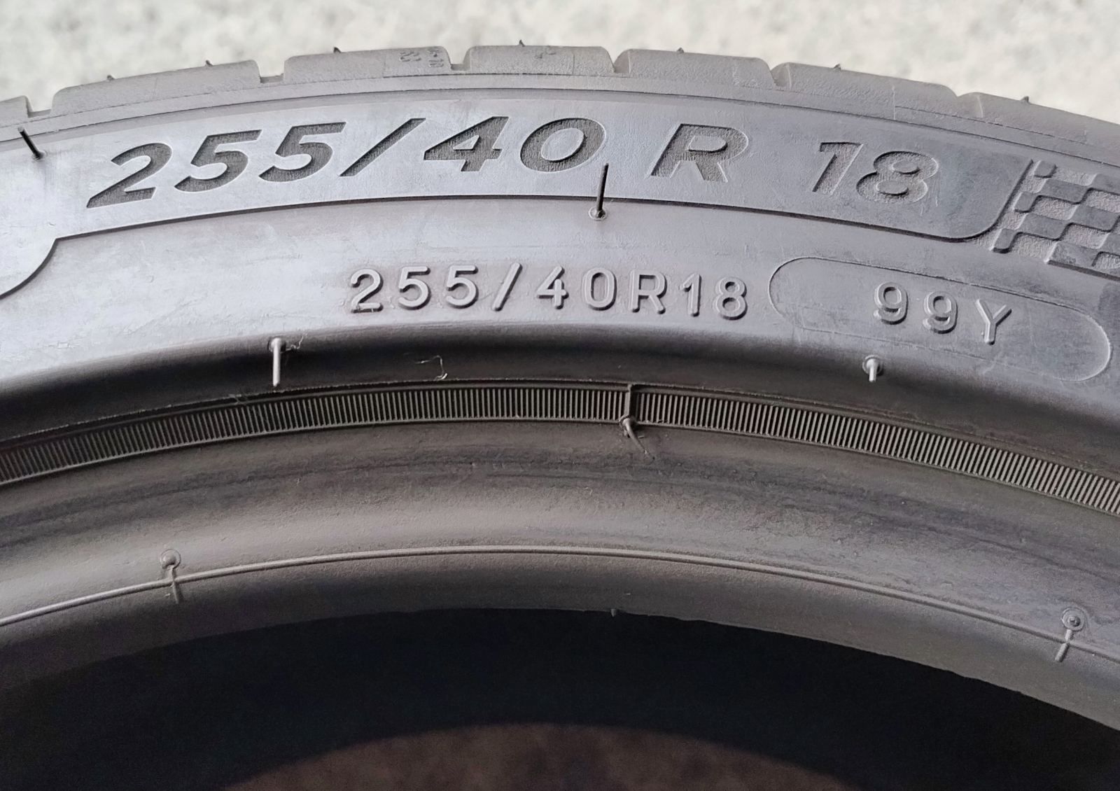 Шини літні R18 225/45; R18 255/40 Michelin Pilot Sport 4 ZP комплект