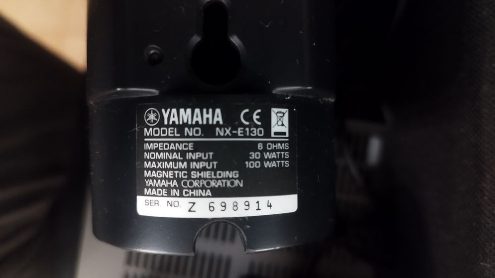 Sistema de som surround 5.1 Yamaha RX-V365